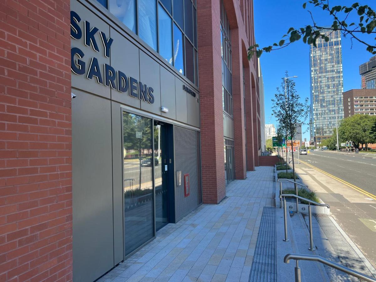 Two Bedrooms Exquisite En-Suite Apartment Deansgate Manchester Esterno foto