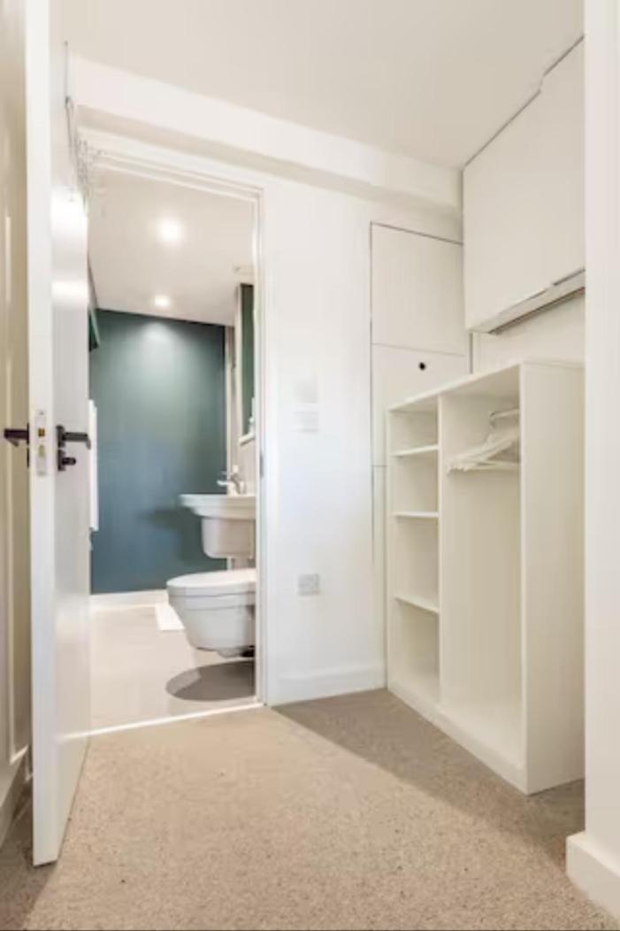 Two Bedrooms Exquisite En-Suite Apartment Deansgate Manchester Esterno foto